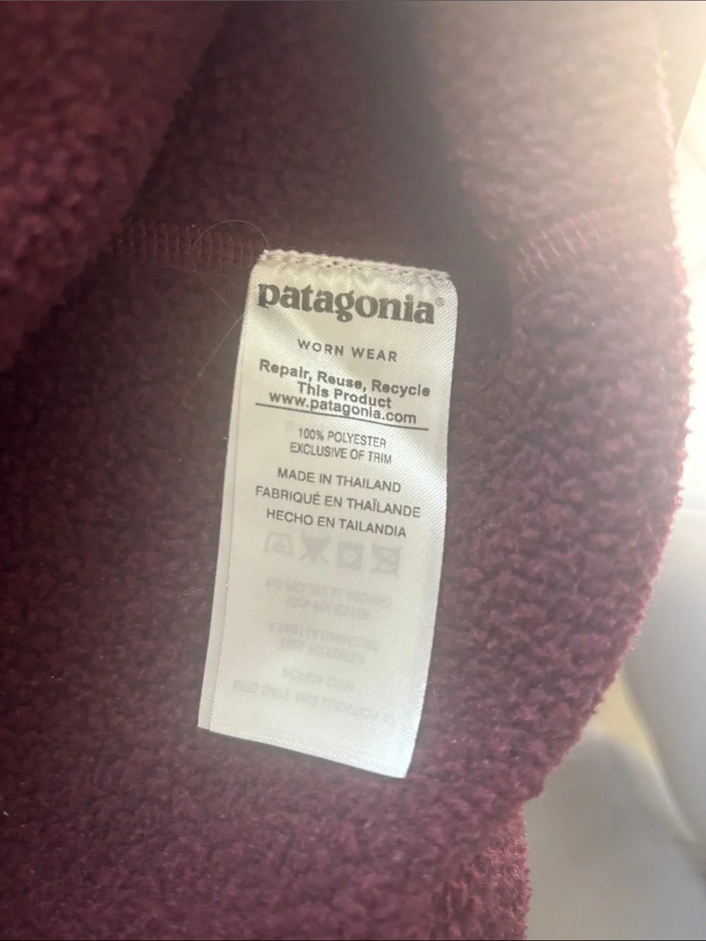 Patagonia Men's Burgundy Half-Zip Fleece Pullover